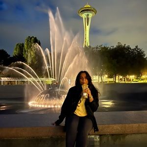 Meet your Posher, Neyha